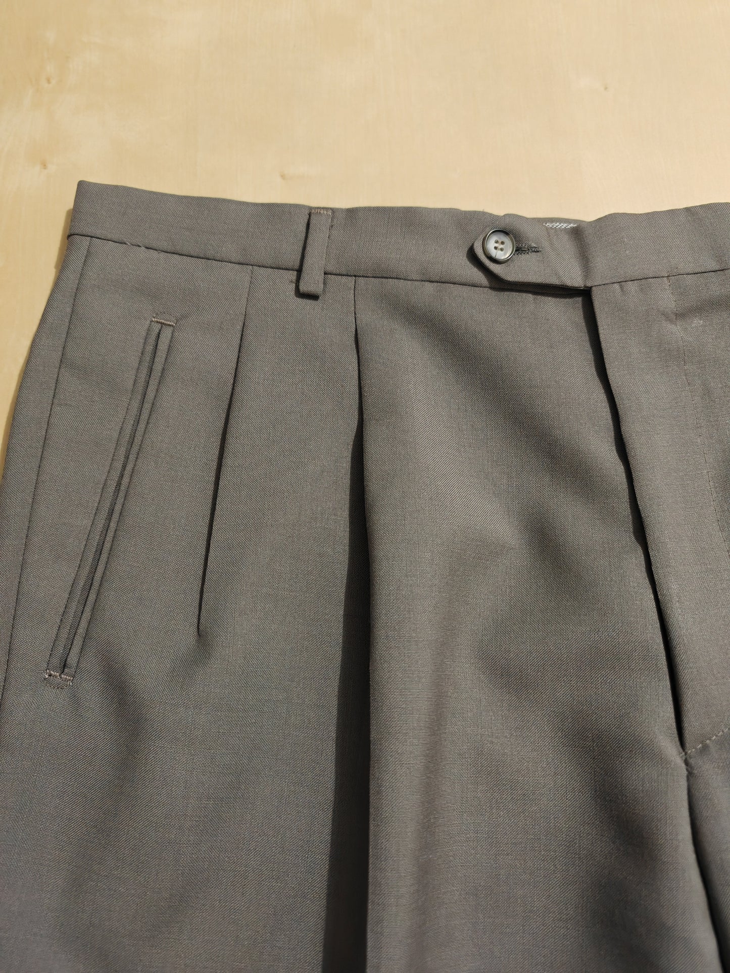 Pantalone anni '80 grigio medio in lana pettinata - tg. 54