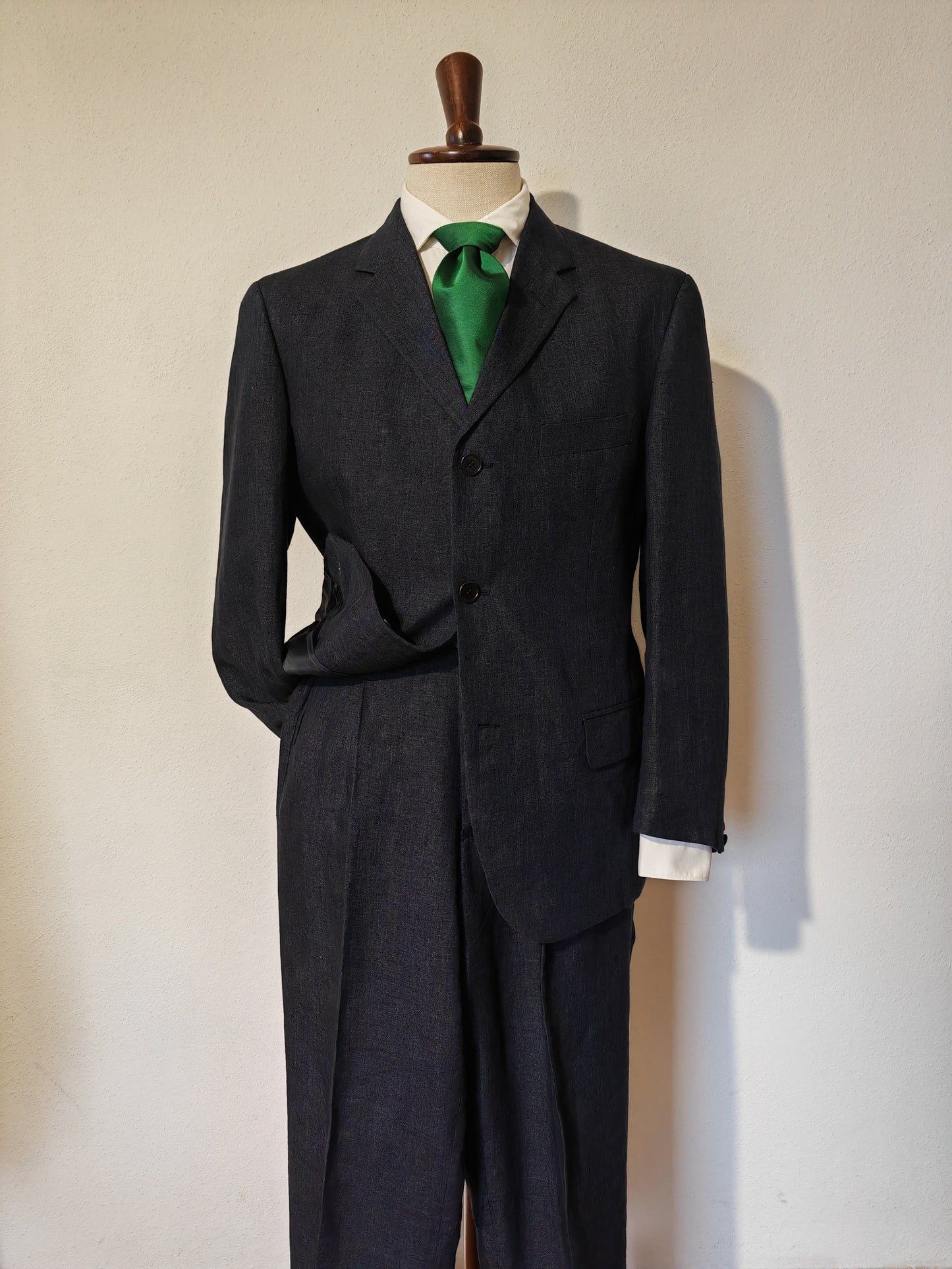 Blue suit, 100% linen - size 48