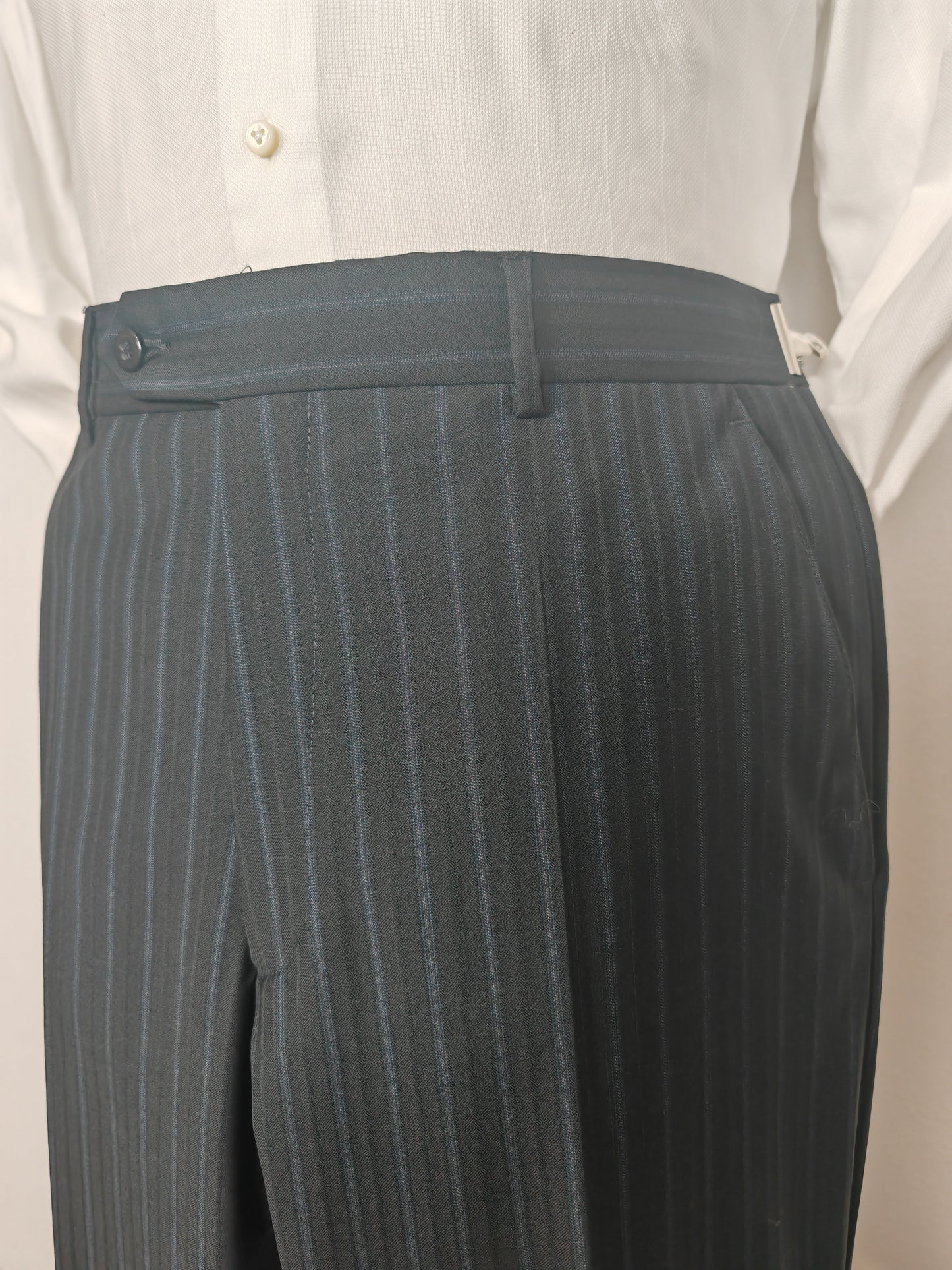 Completo anni '90 blu notte gessato - tg. 50