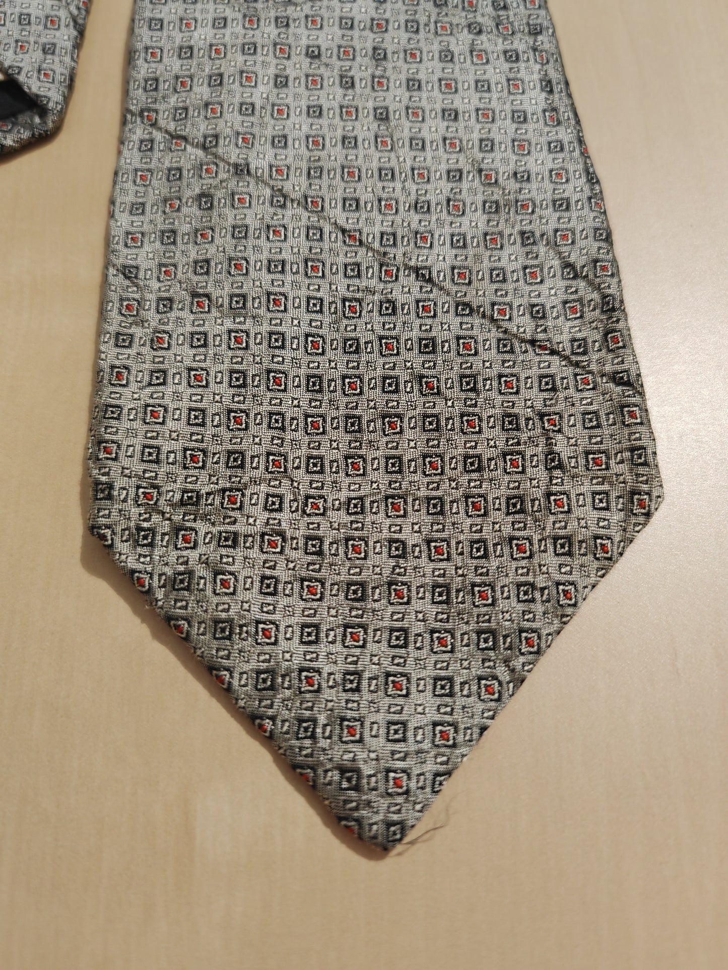 Cravatta Romeo Gigli in seta effetto crespo