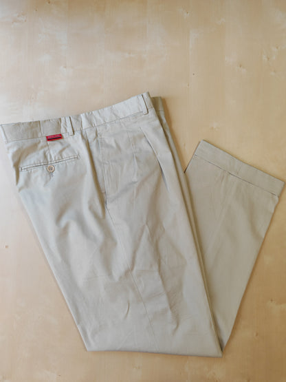 Pierre Cardin chinos - size 52