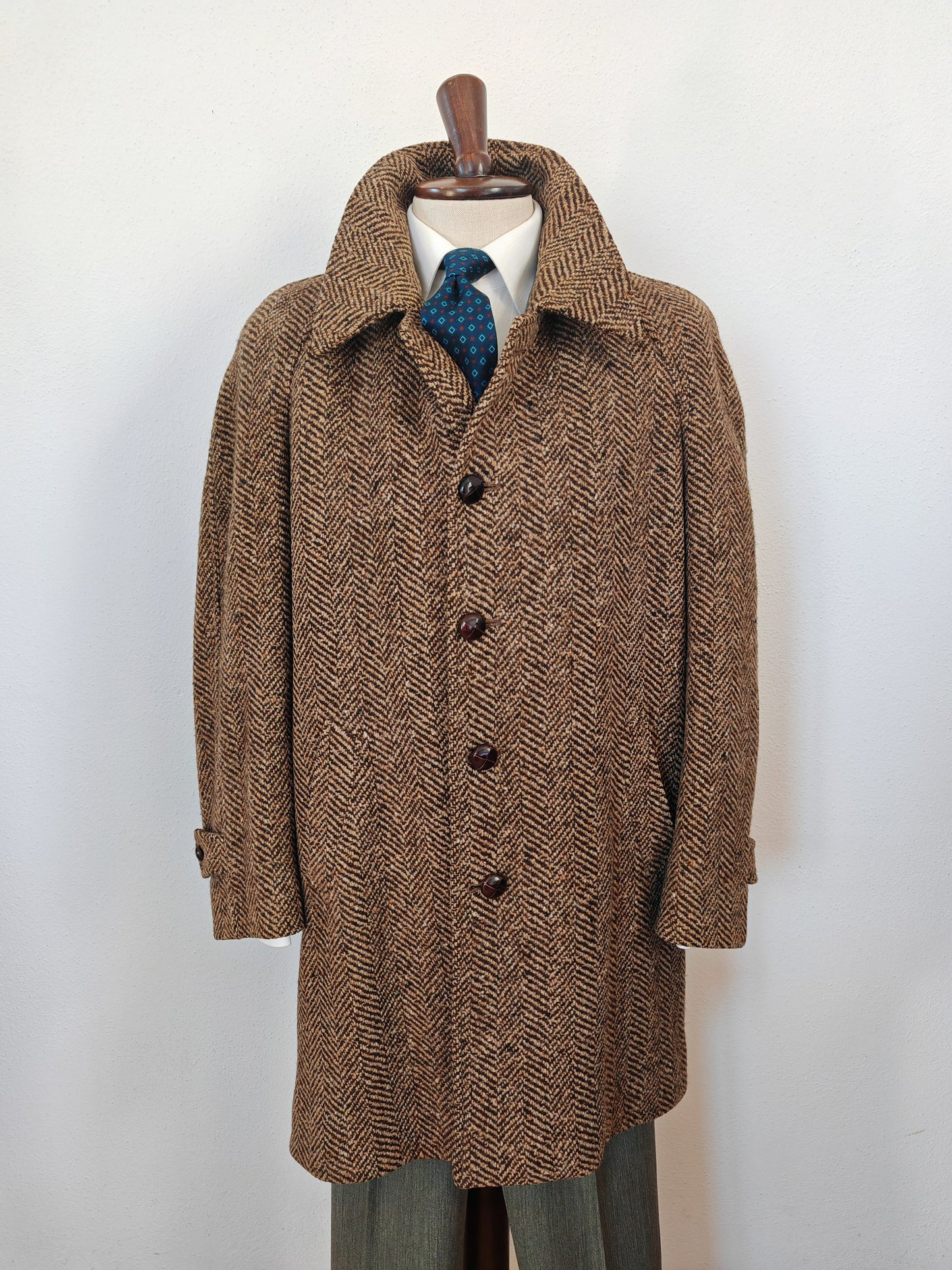 Cappotto anni '70 in tweed spigato, lunghezza tre quarti - tg. 48-50
