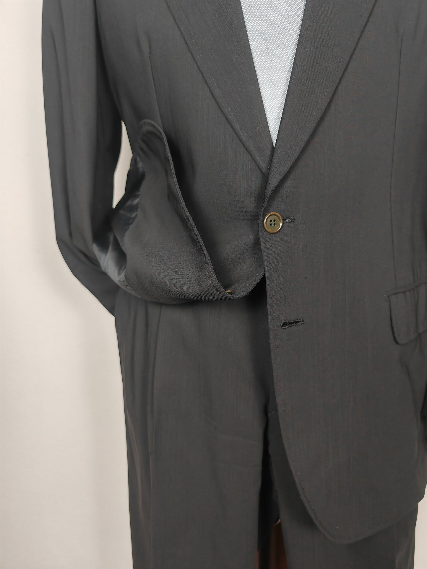 Completo Brioni estivo blu in fresco lana - tg. 50