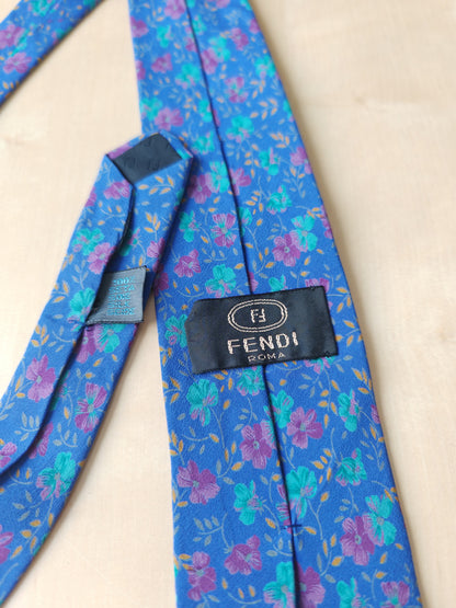 Cravatta Fendi vintage in crêpe indaco fantasia floreale