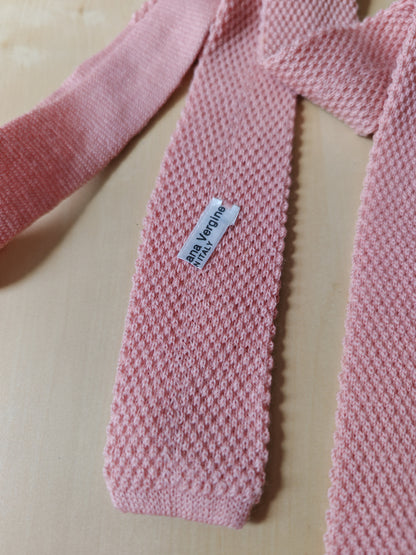 Cravatta in maglia rosa antico 100% lana