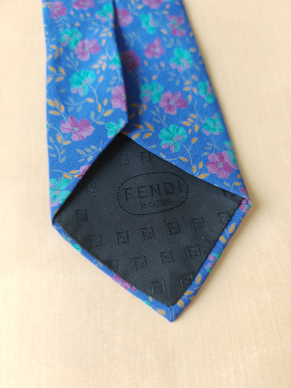 Cravatta Fendi vintage in crêpe indaco fantasia floreale
