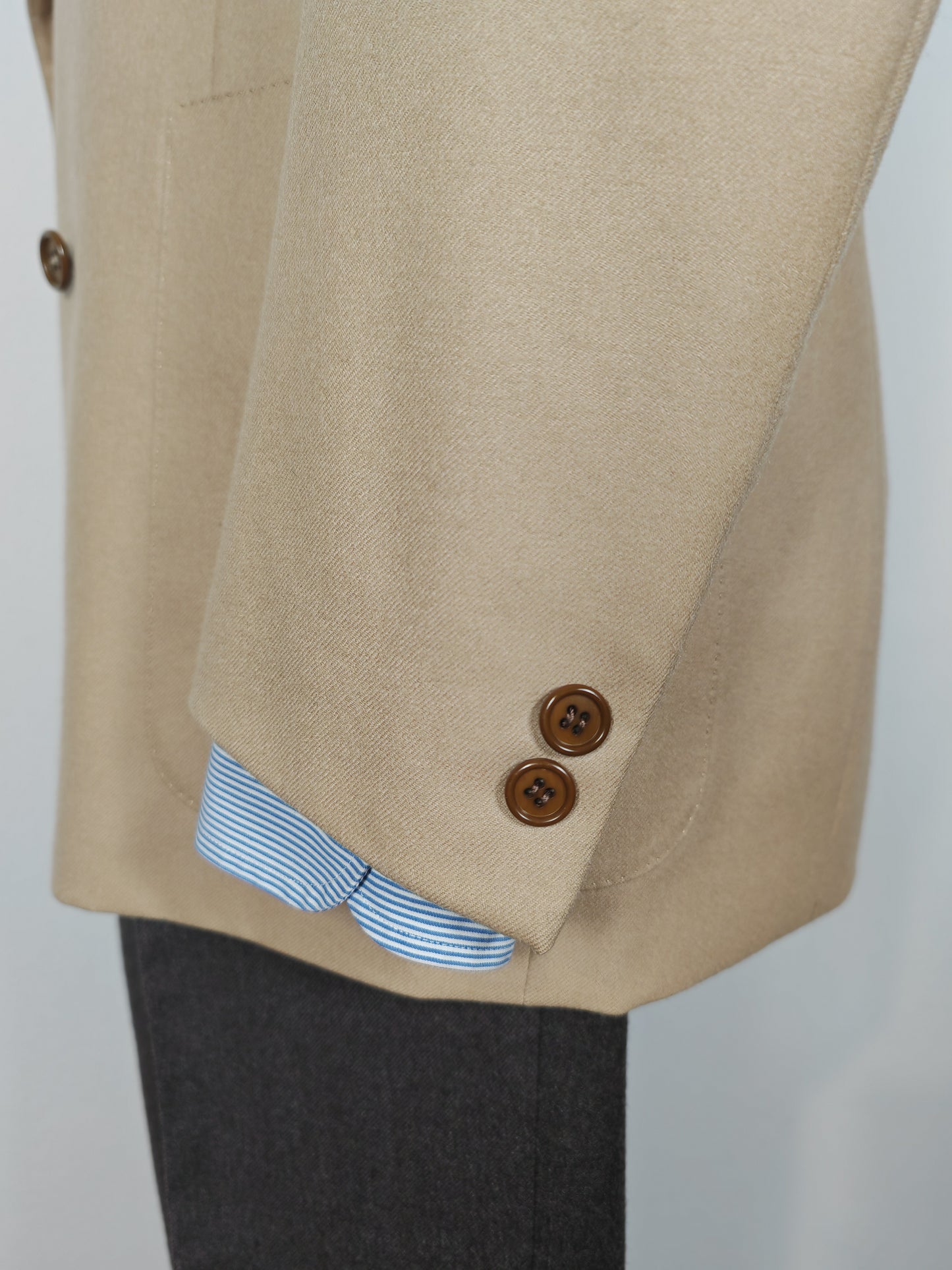 Giacca doppiopetto anni '70 in flanella beige - tg. 48/50