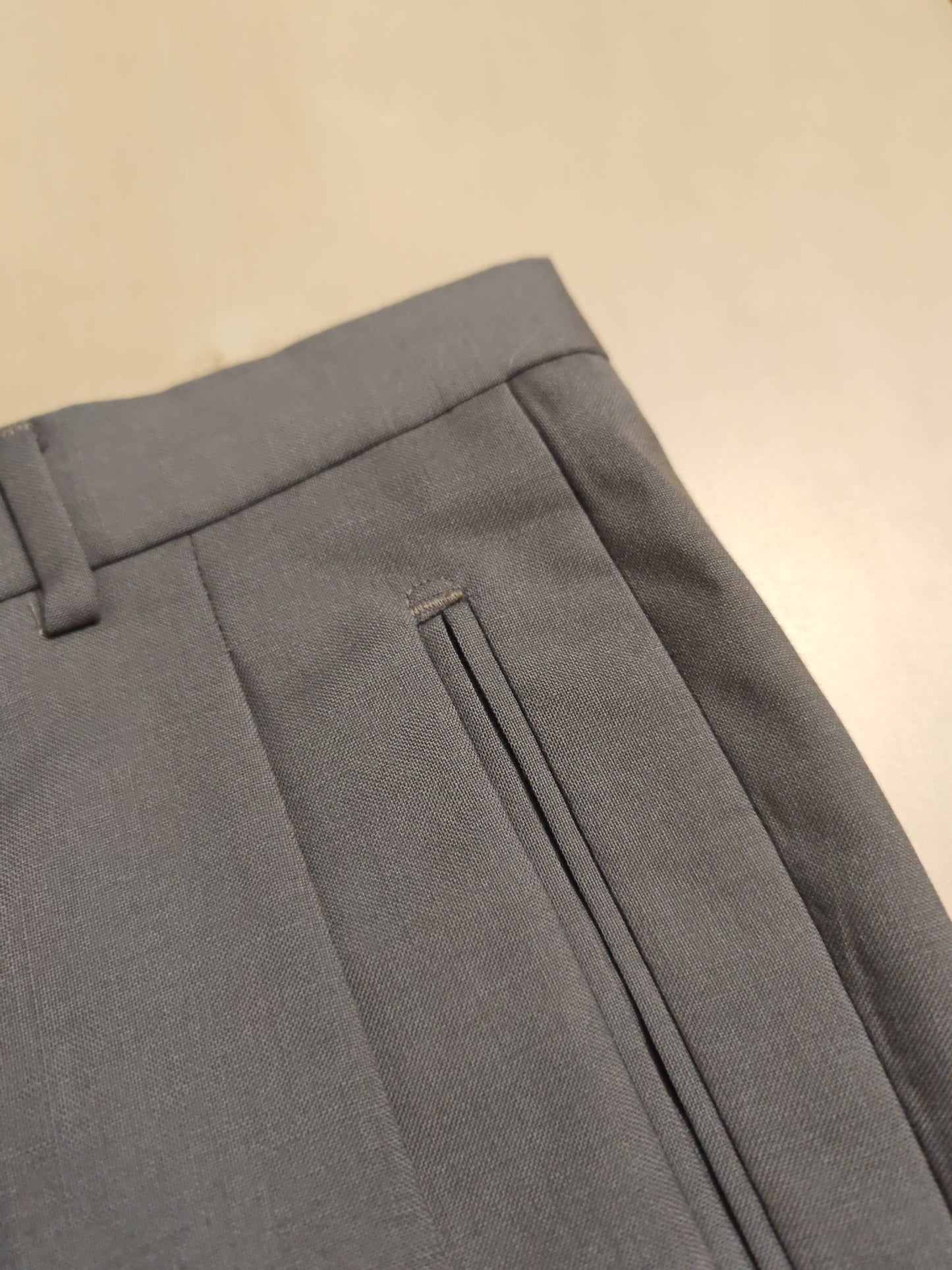 Pantalone anni '80 grigio medio in lana pettinata - tg. 54