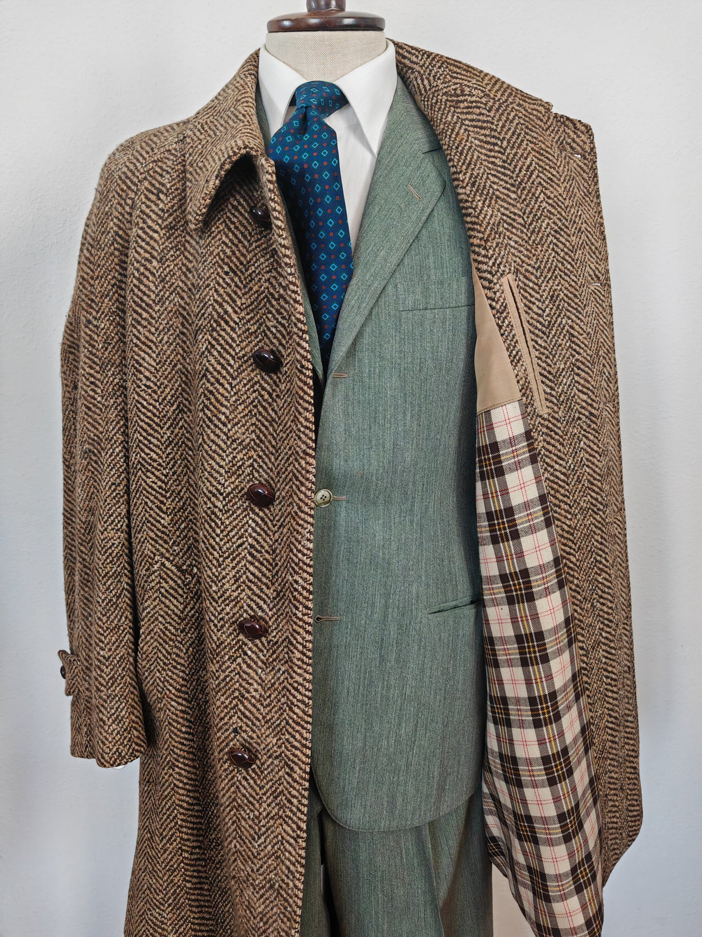 Cappotto anni '70 in tweed spigato, lunghezza tre quarti - tg. 48-50