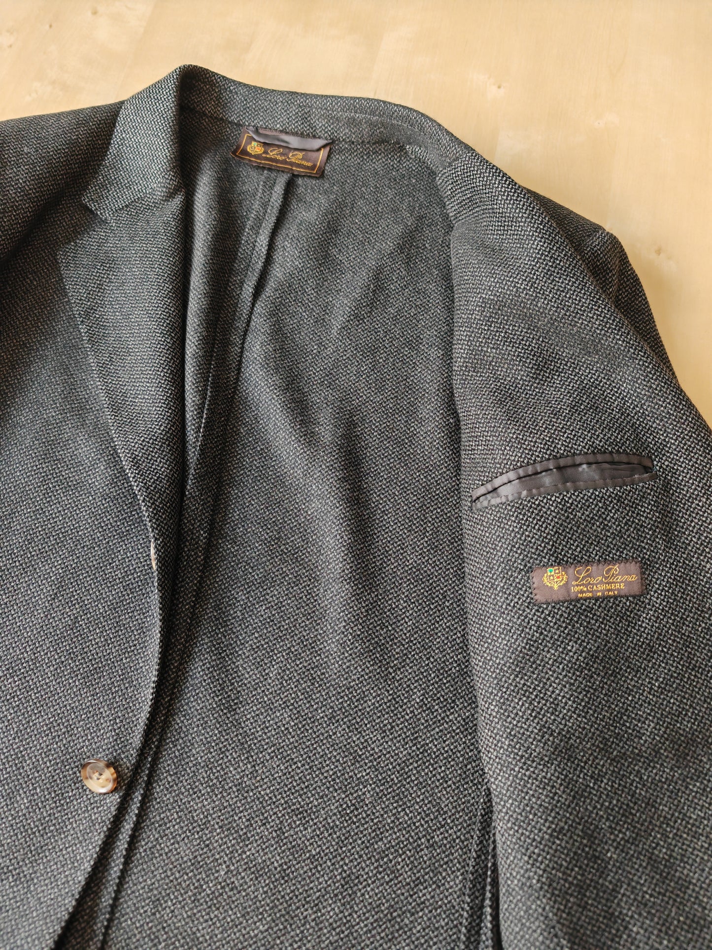 Loro Piana 100% cashmere jacket - size 50