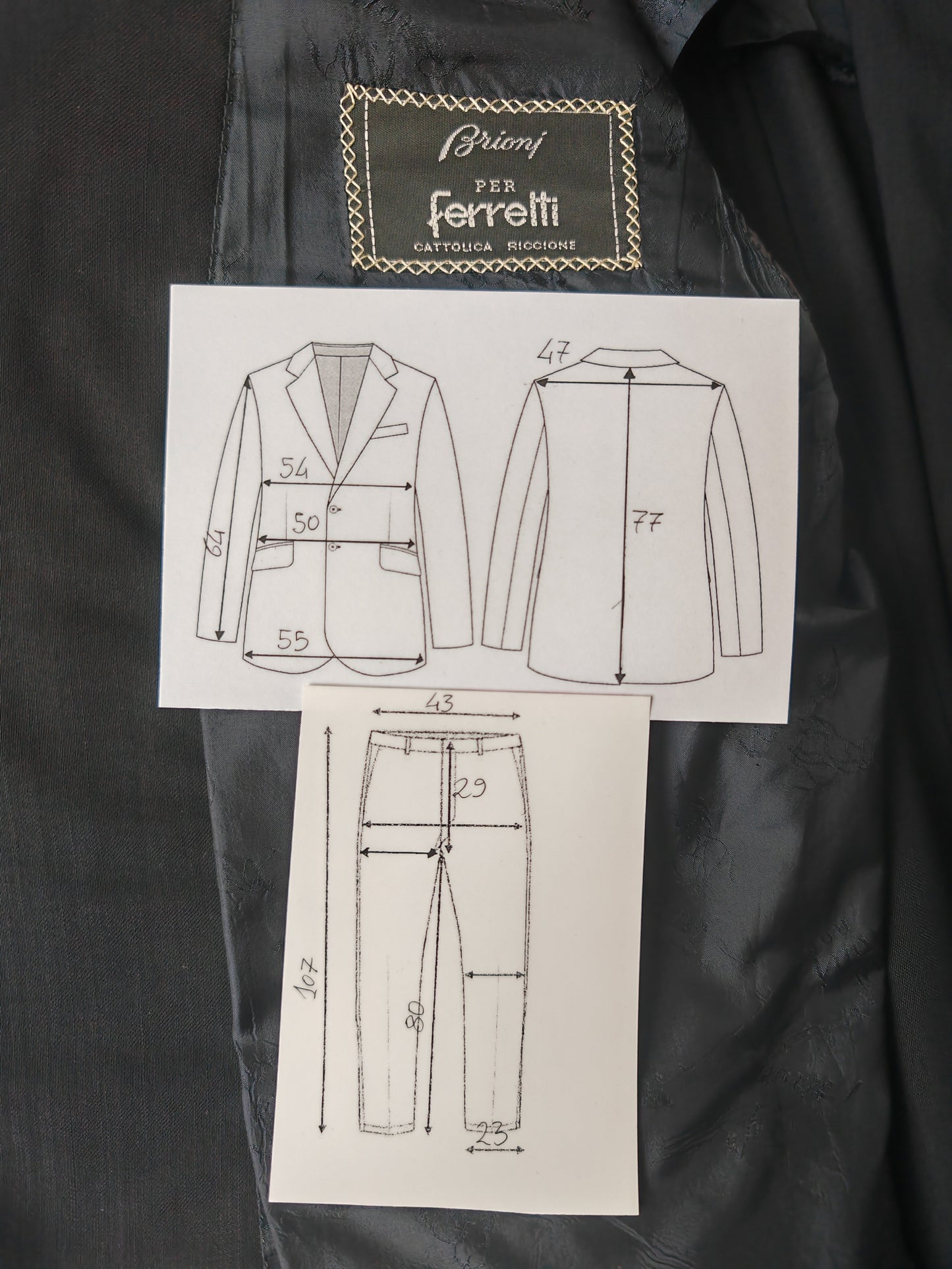 Completo Brioni estivo blu in fresco lana - tg. 50