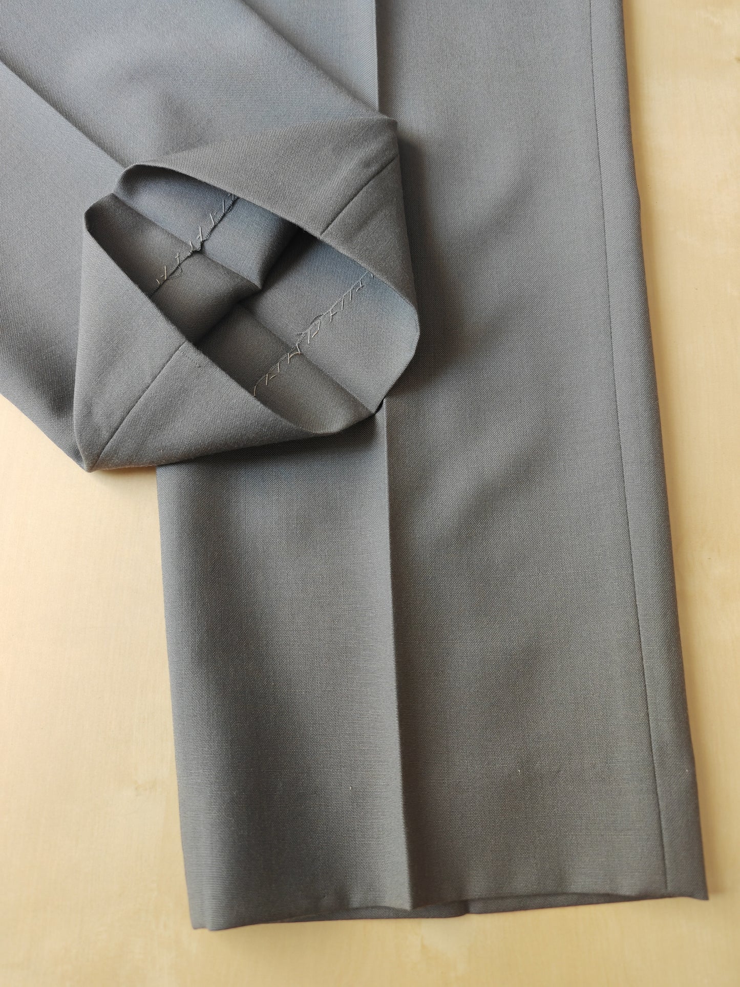 Completo anni '80 in fresco lana verde-grigio - tg. 50/52