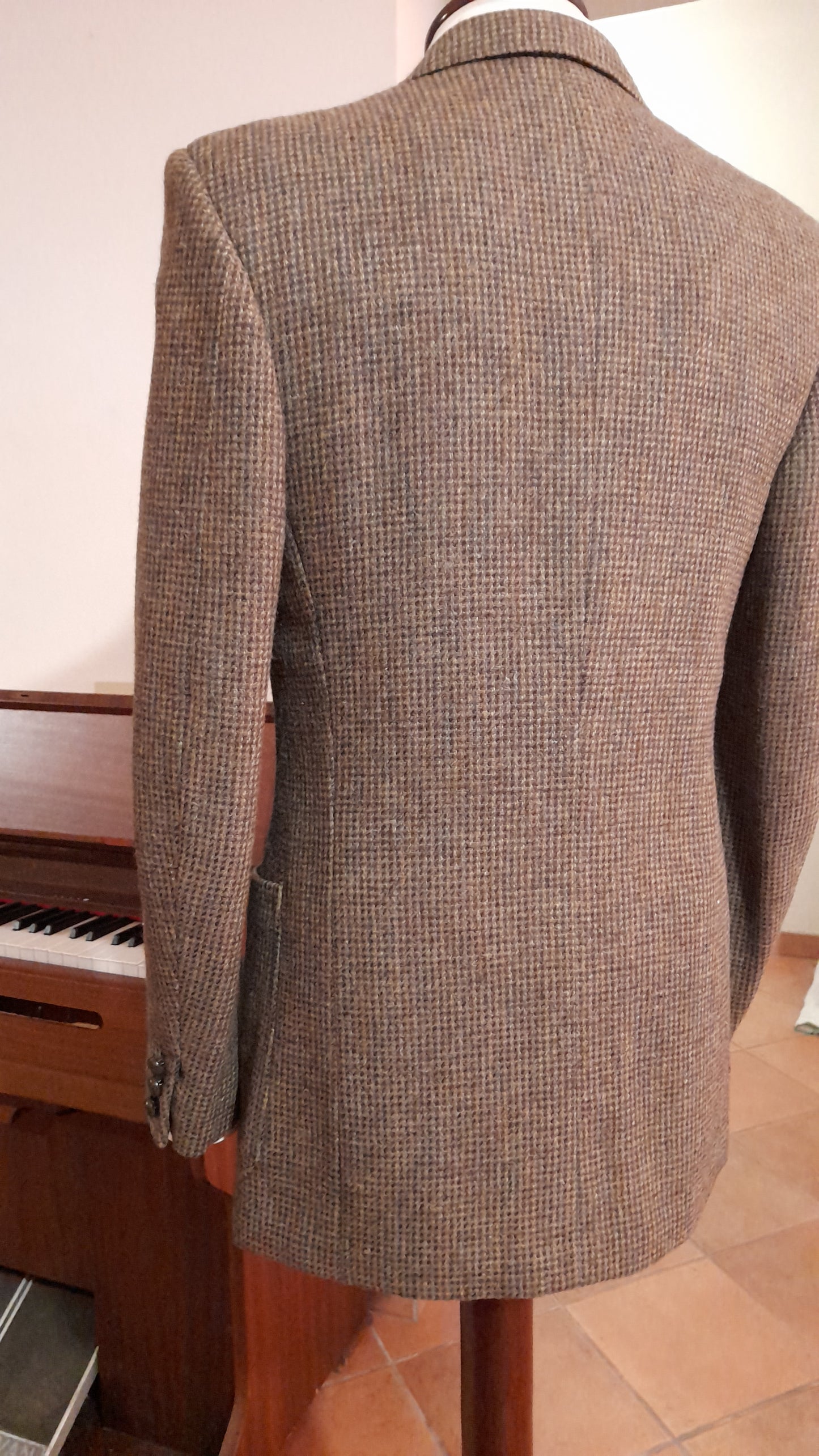 Giacca due bottoni in tweed inglese