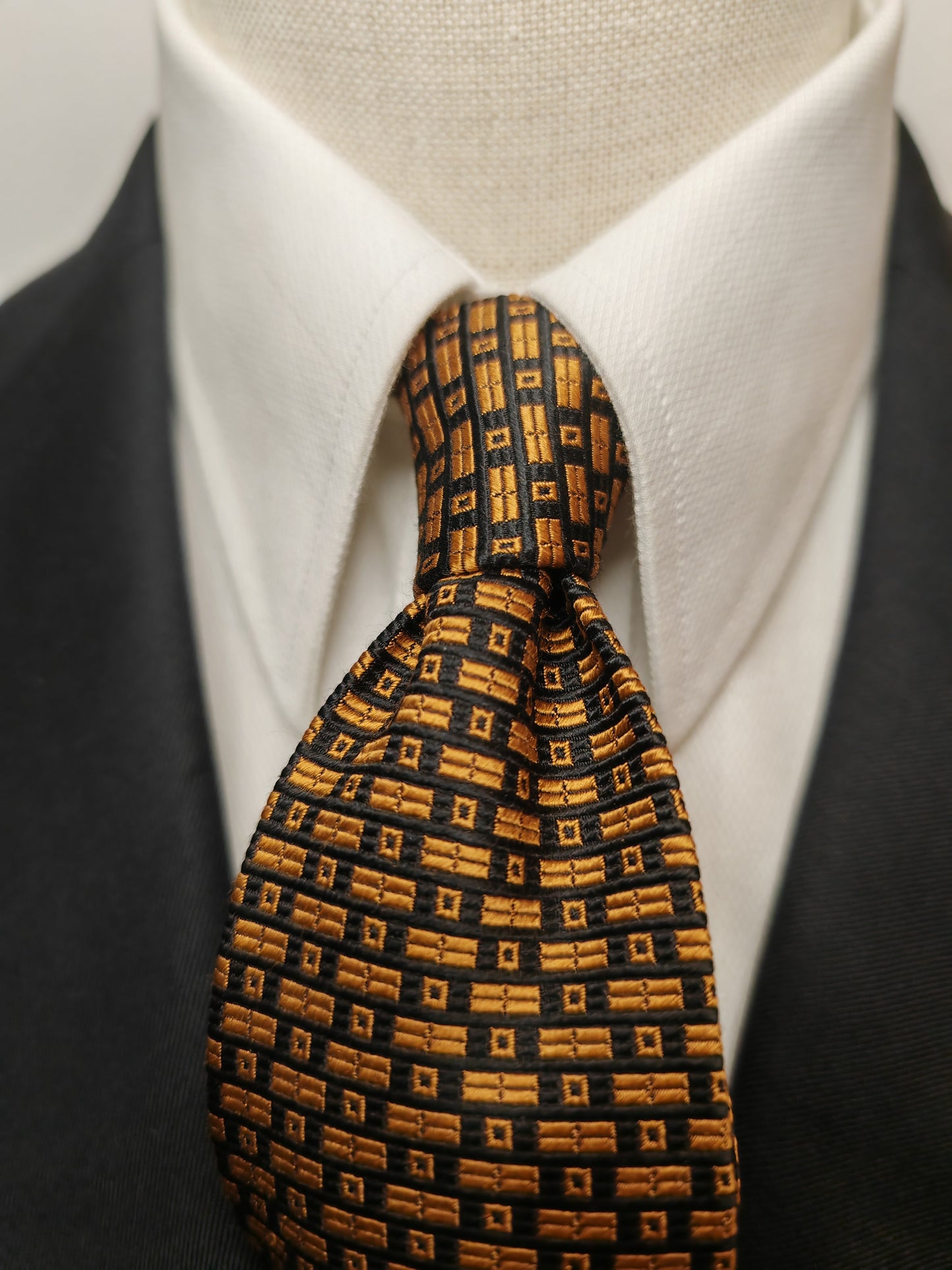 Etro, tie with geometric micro pattern