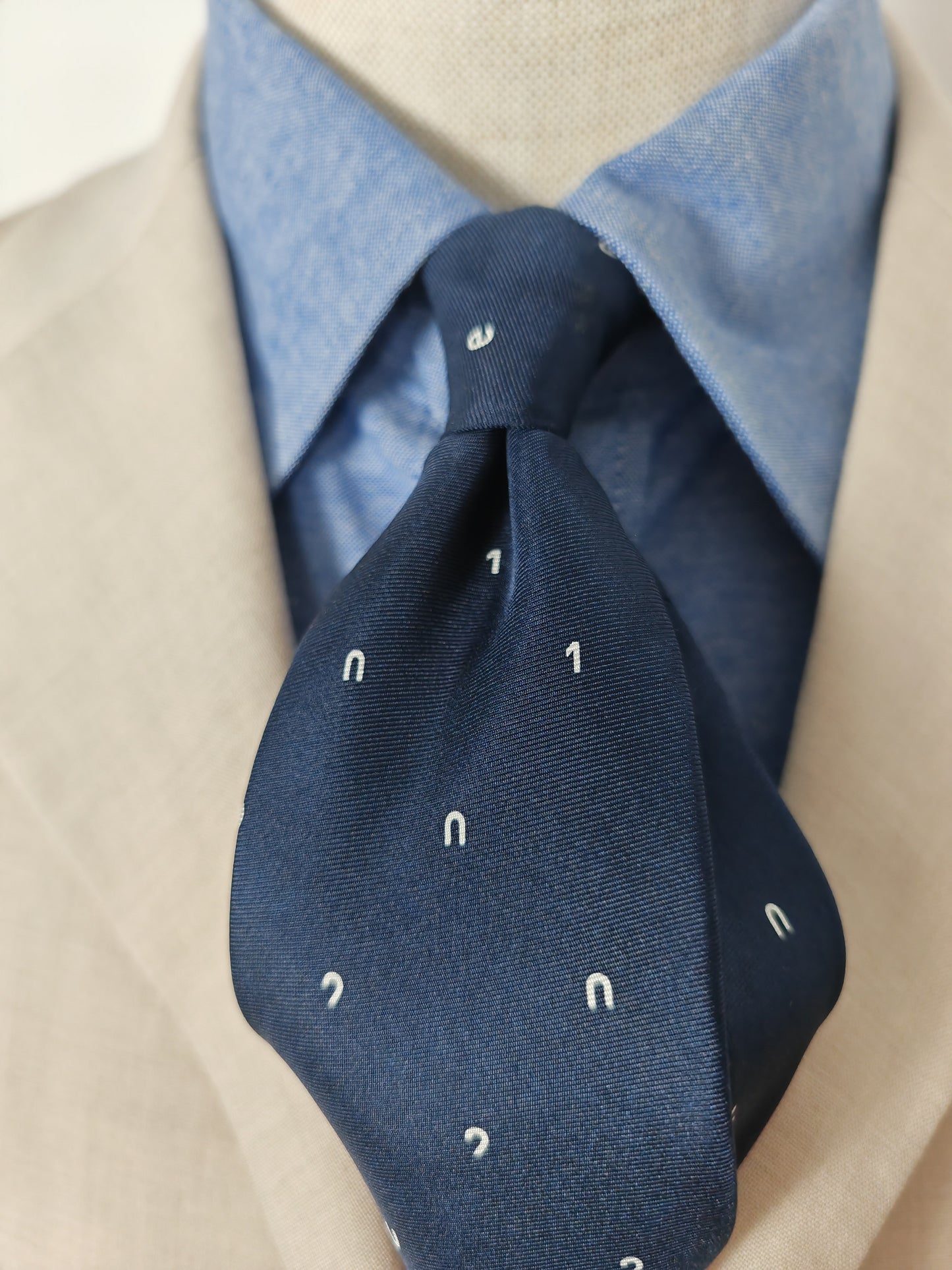 Cravatta presidenza Consiglio UE Danimarca 2012