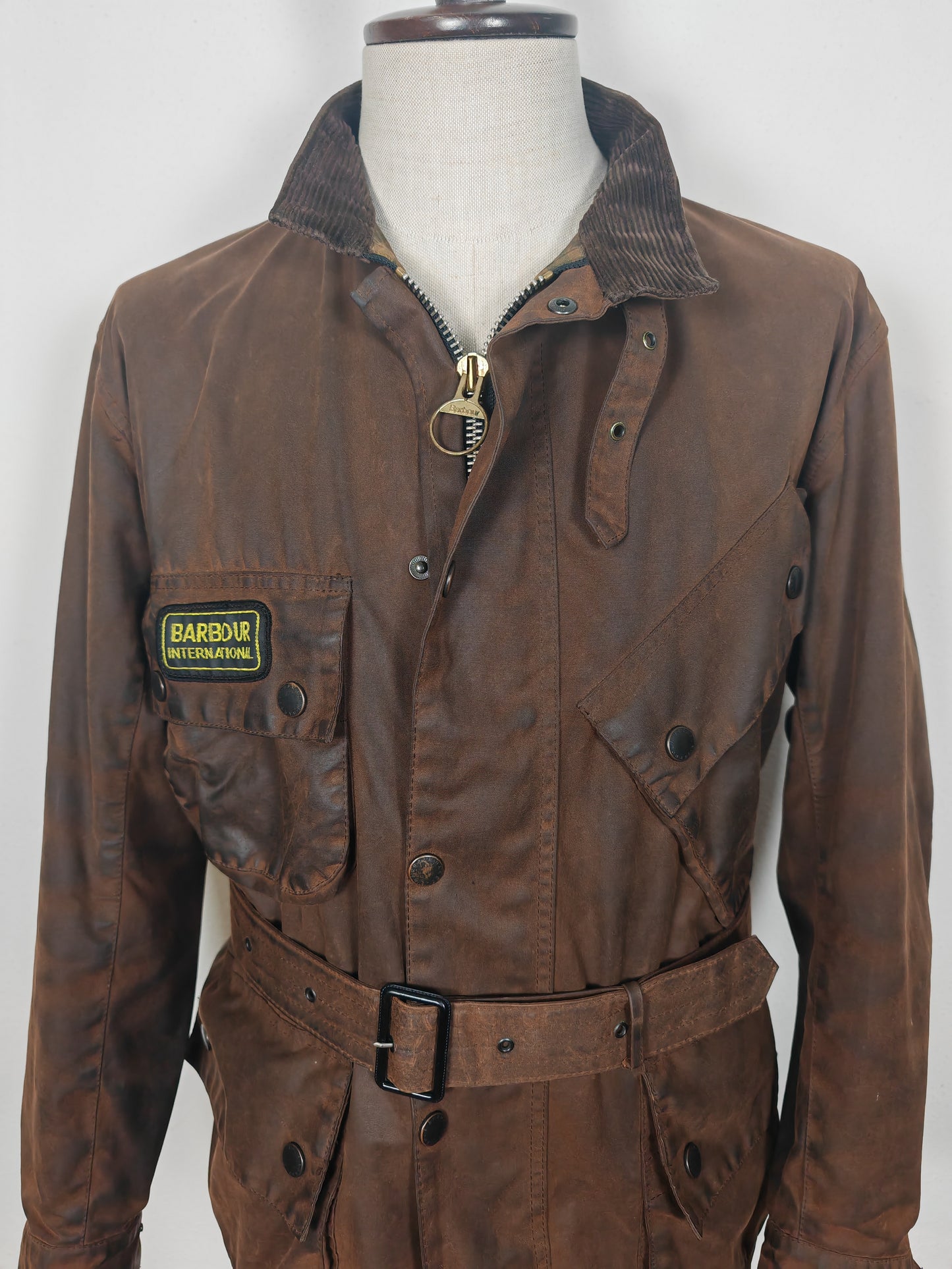 Barbour International primi anni 2000, marrone - C42/107cm