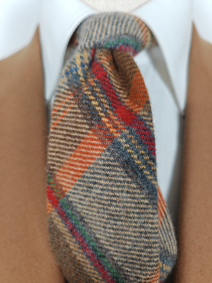 Cravatta in tweed irlandese tartan multicolore