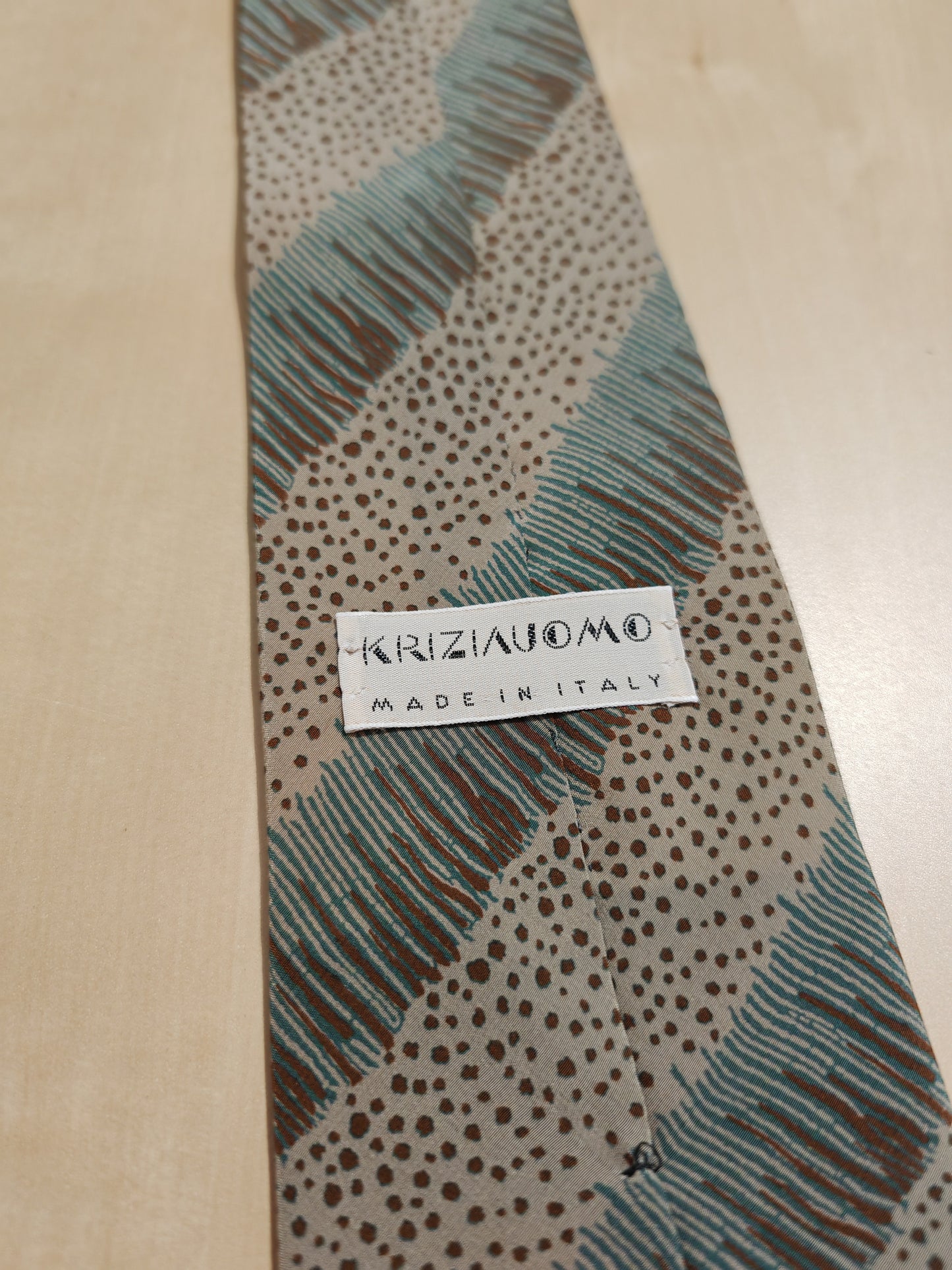 Cravatta Krizia verde salvia fantasia righe diagonali