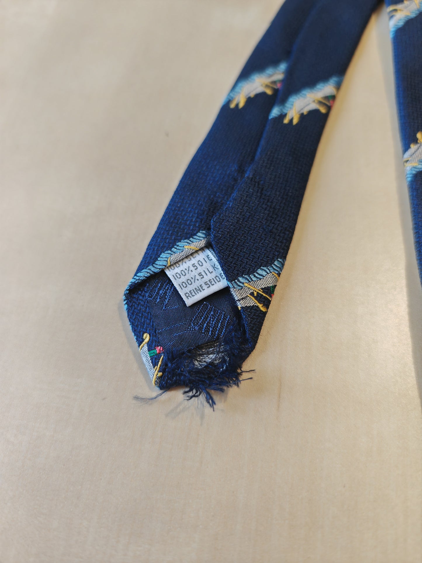 Cravatta Moschino blu con gondole