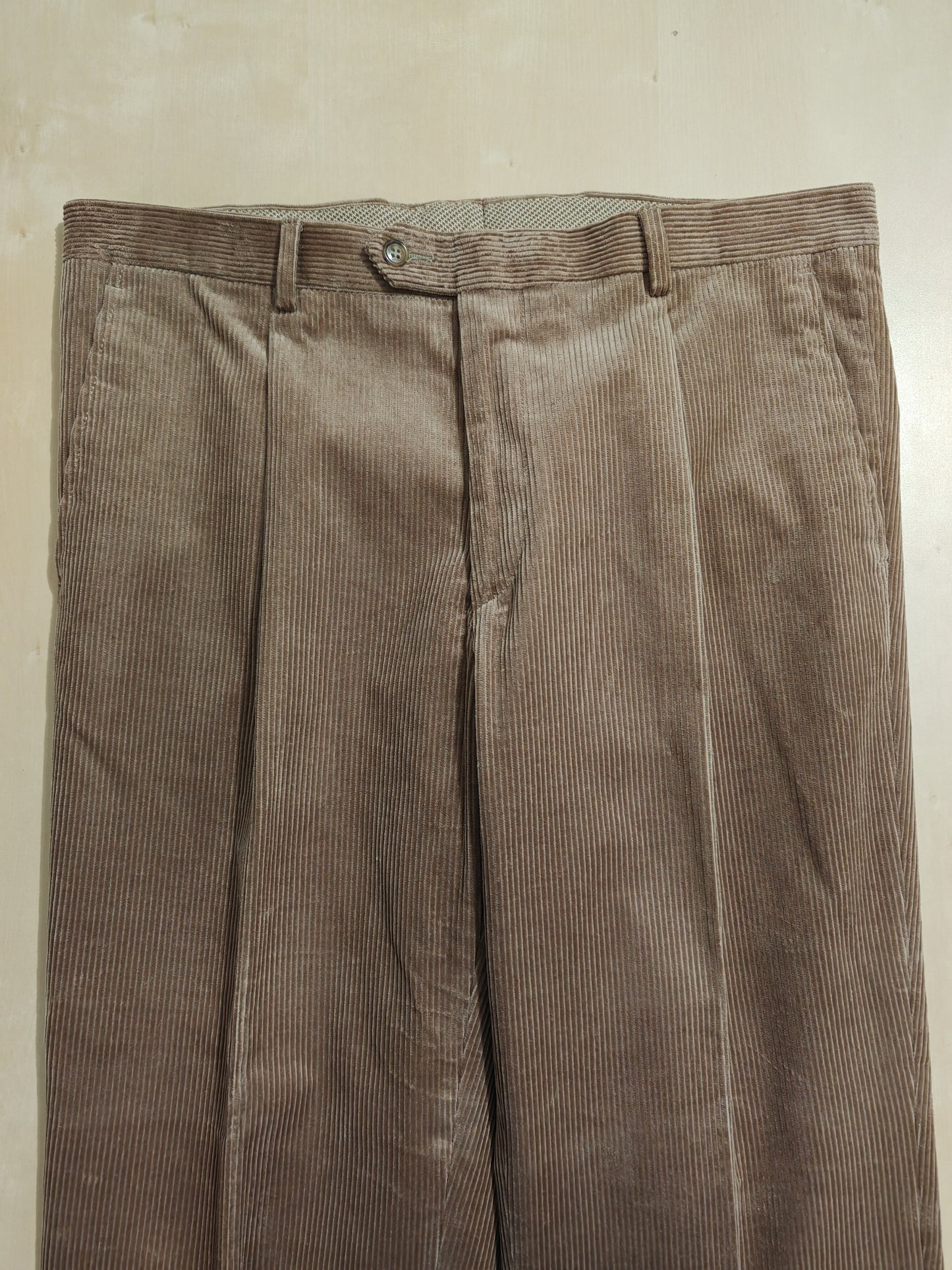 Pantalone in velluto a coste beige - tg. 50/52