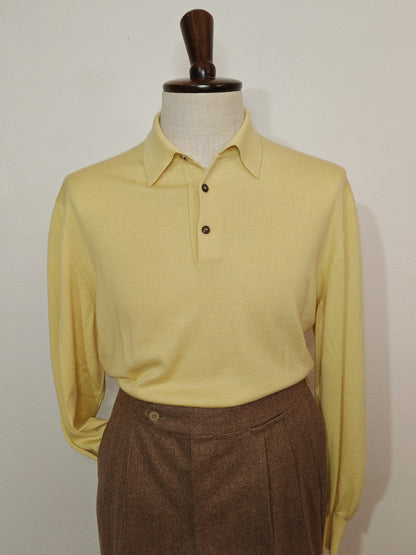 Avon Celli, vintage knitted polo - size M