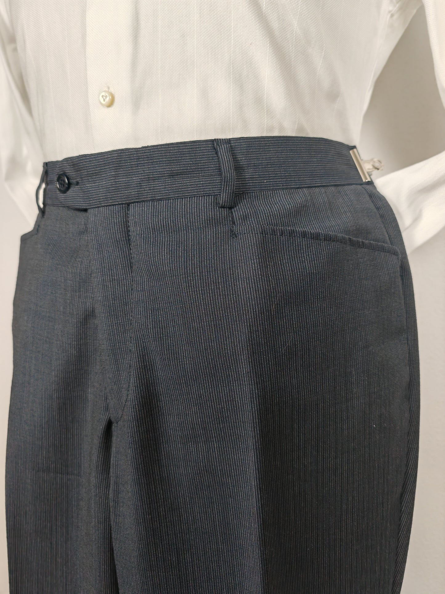 Completo 3 pezzi anni '90 in fresco lana blu gessato - tg. 50