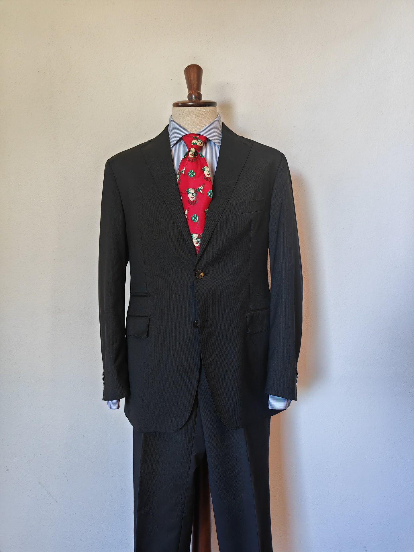 Tagliatore cool wool suit with micro-pinstripe - size 52