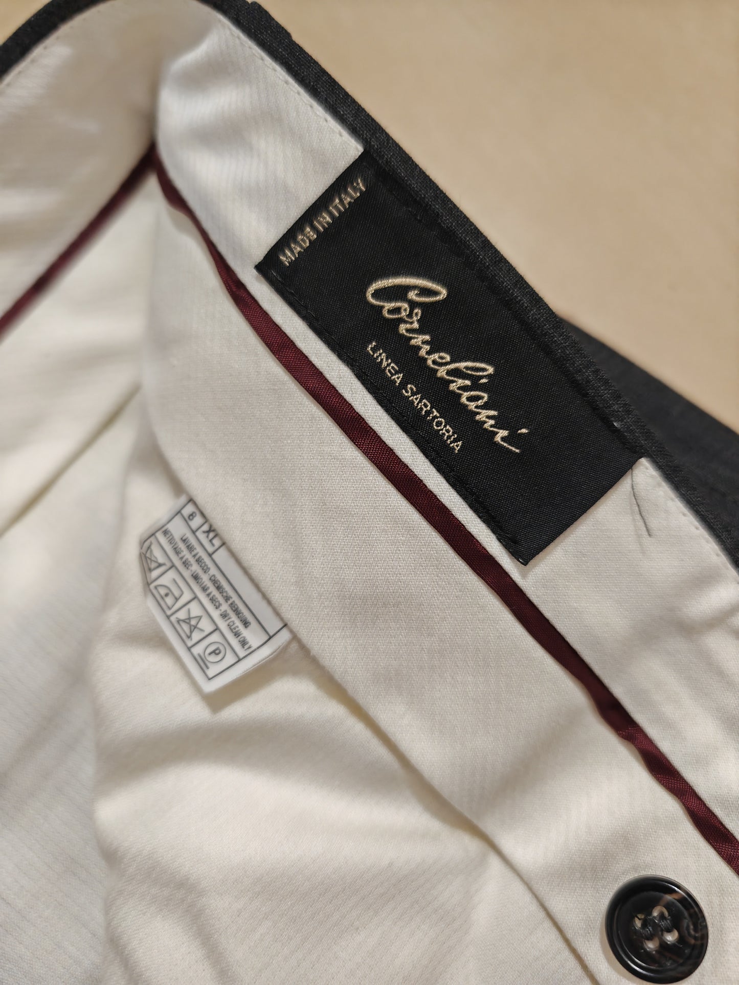 Completo Corneliani linea sartoria in fresco lana antracite gessato - tg. 52