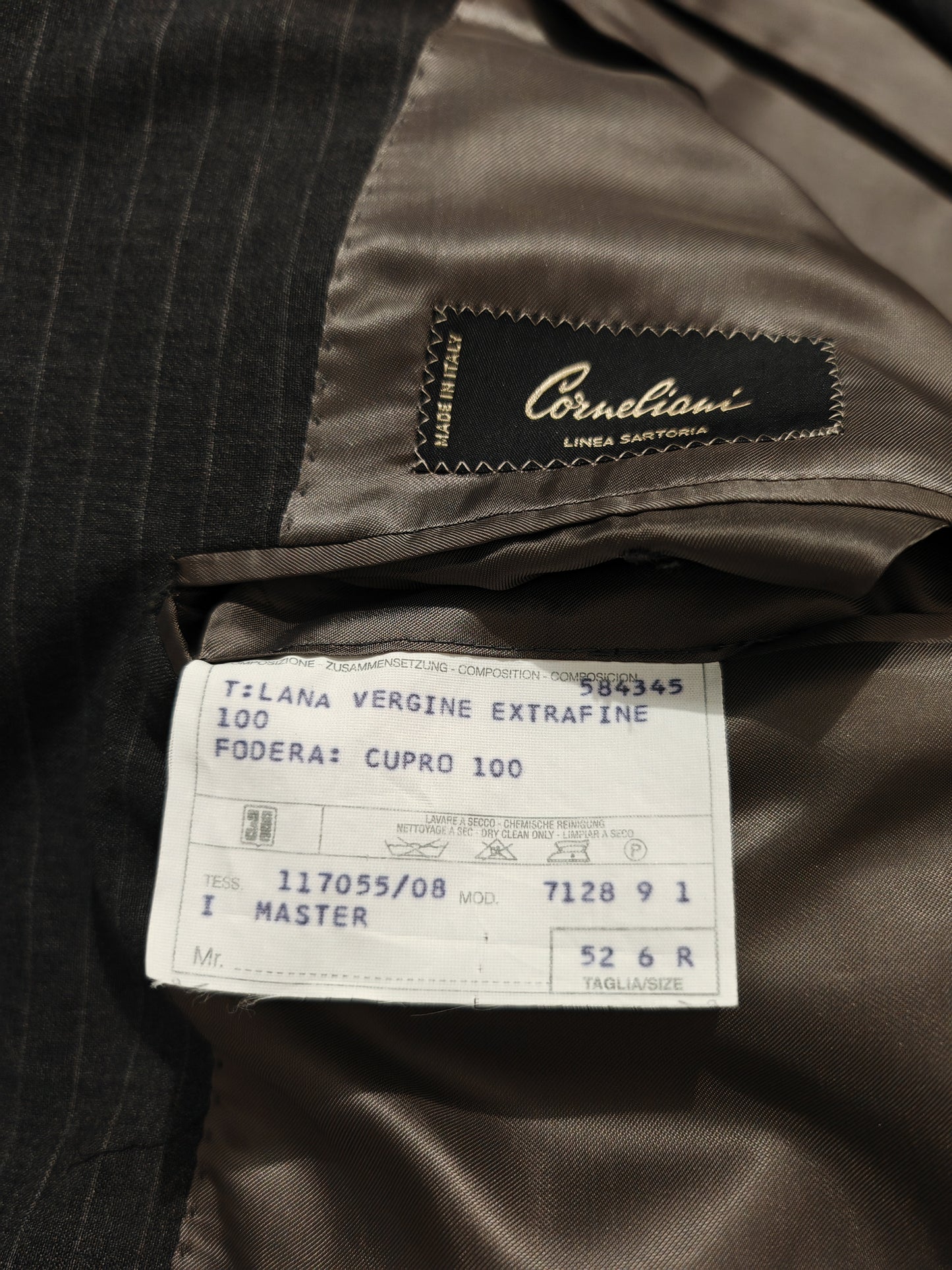 Completo Corneliani linea sartoria in fresco lana antracite gessato - tg. 52