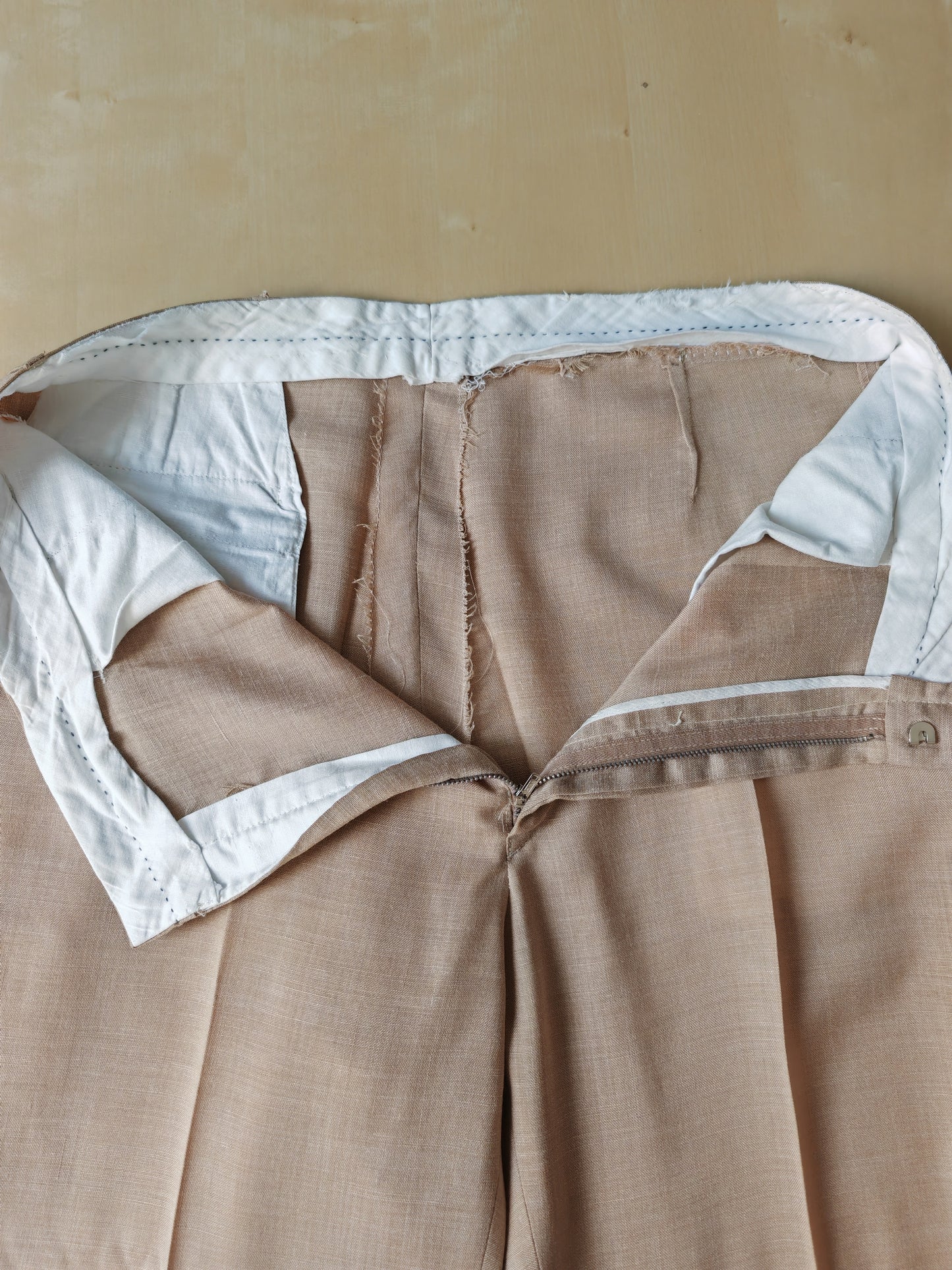 Pantalone anni '70 in tela misto lana beige - tg. 50