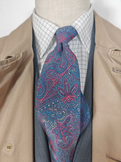 Cravatta Yves Saint Laurent paisley e floreale