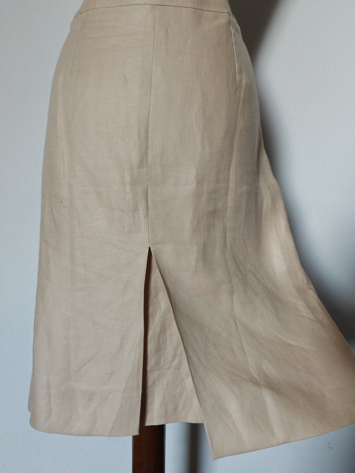 Max Mara linen unlined skirt - size 42 ITA