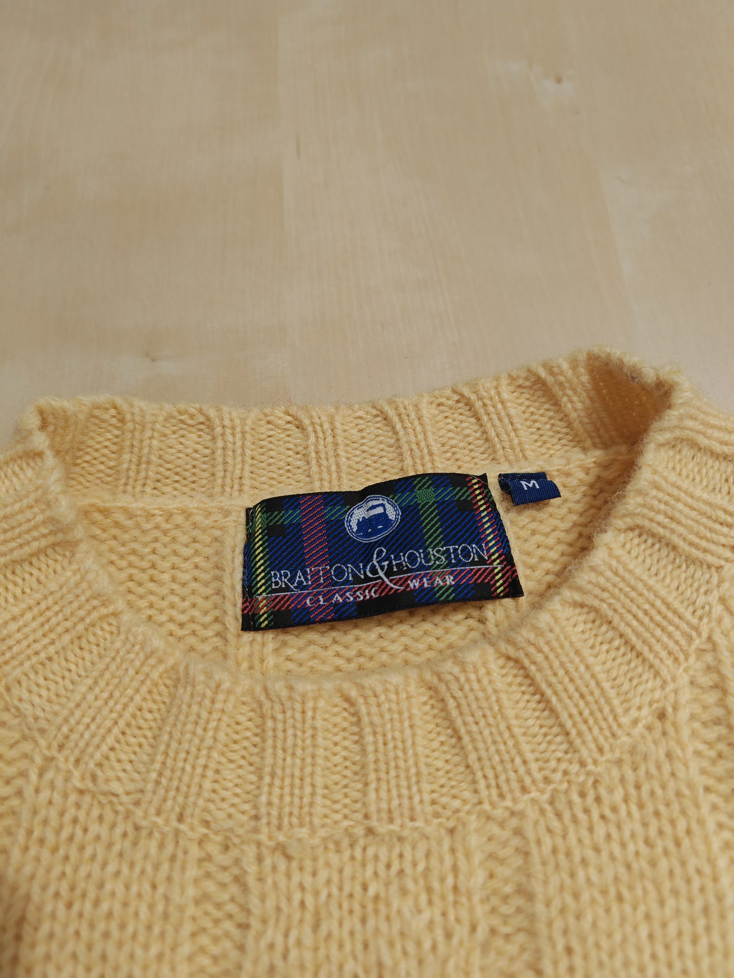 Maglione giallo a trecce in pura lana Shetland - tg. M/L