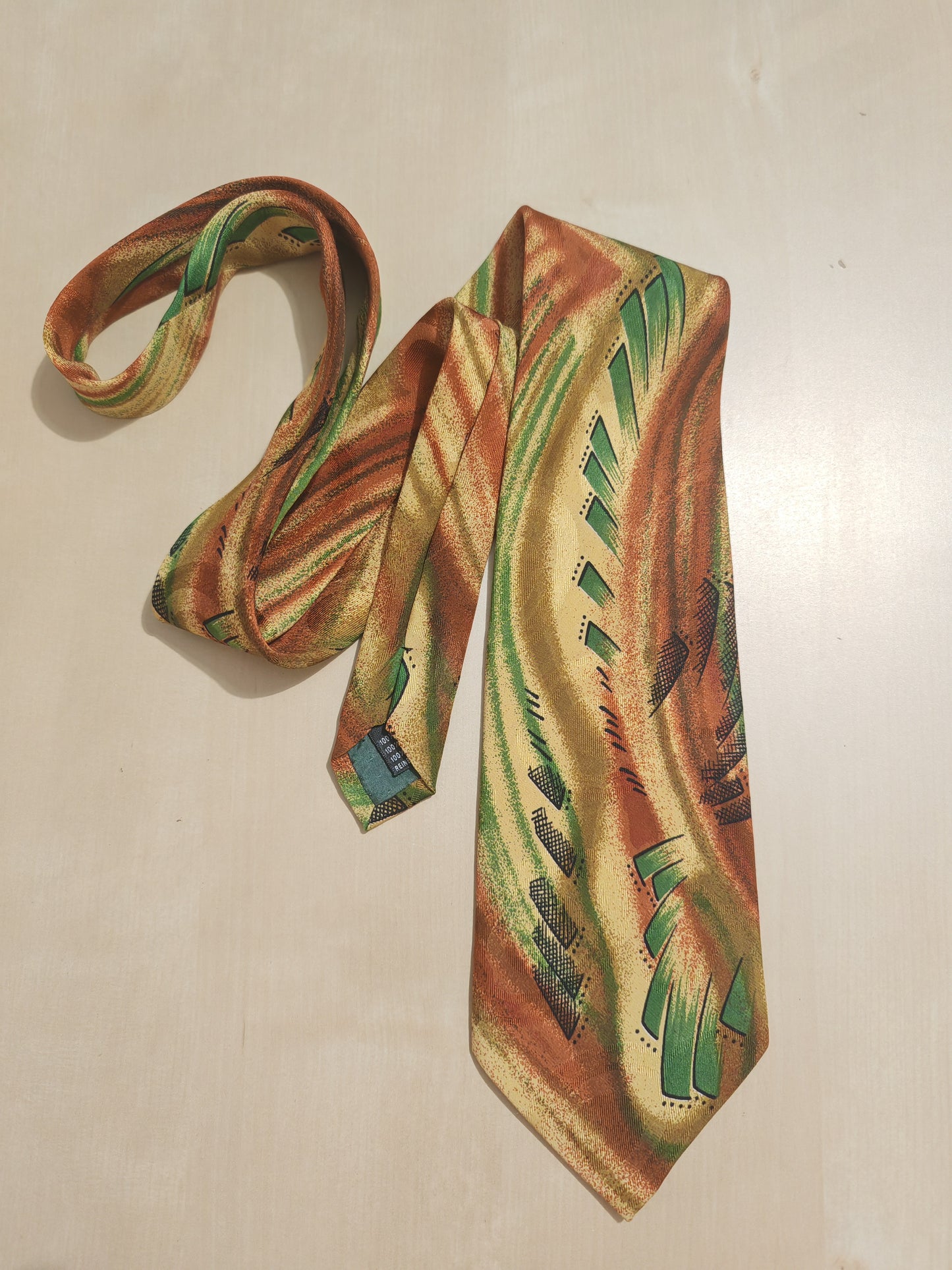 Cravatta Versus Versace fantasia astratta