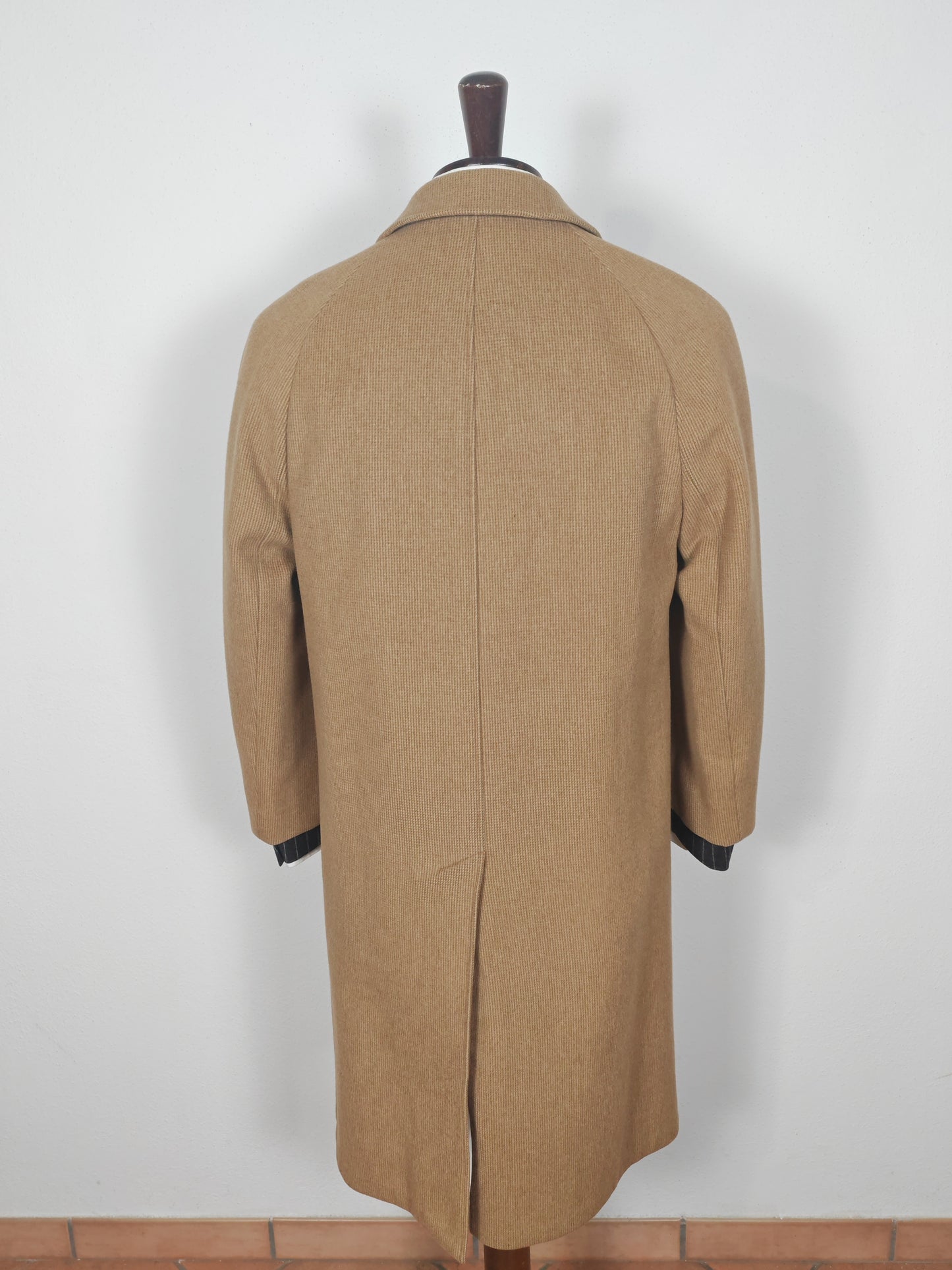 Cappotto raglan anni '70 in misto lana e cammello - tg. 46