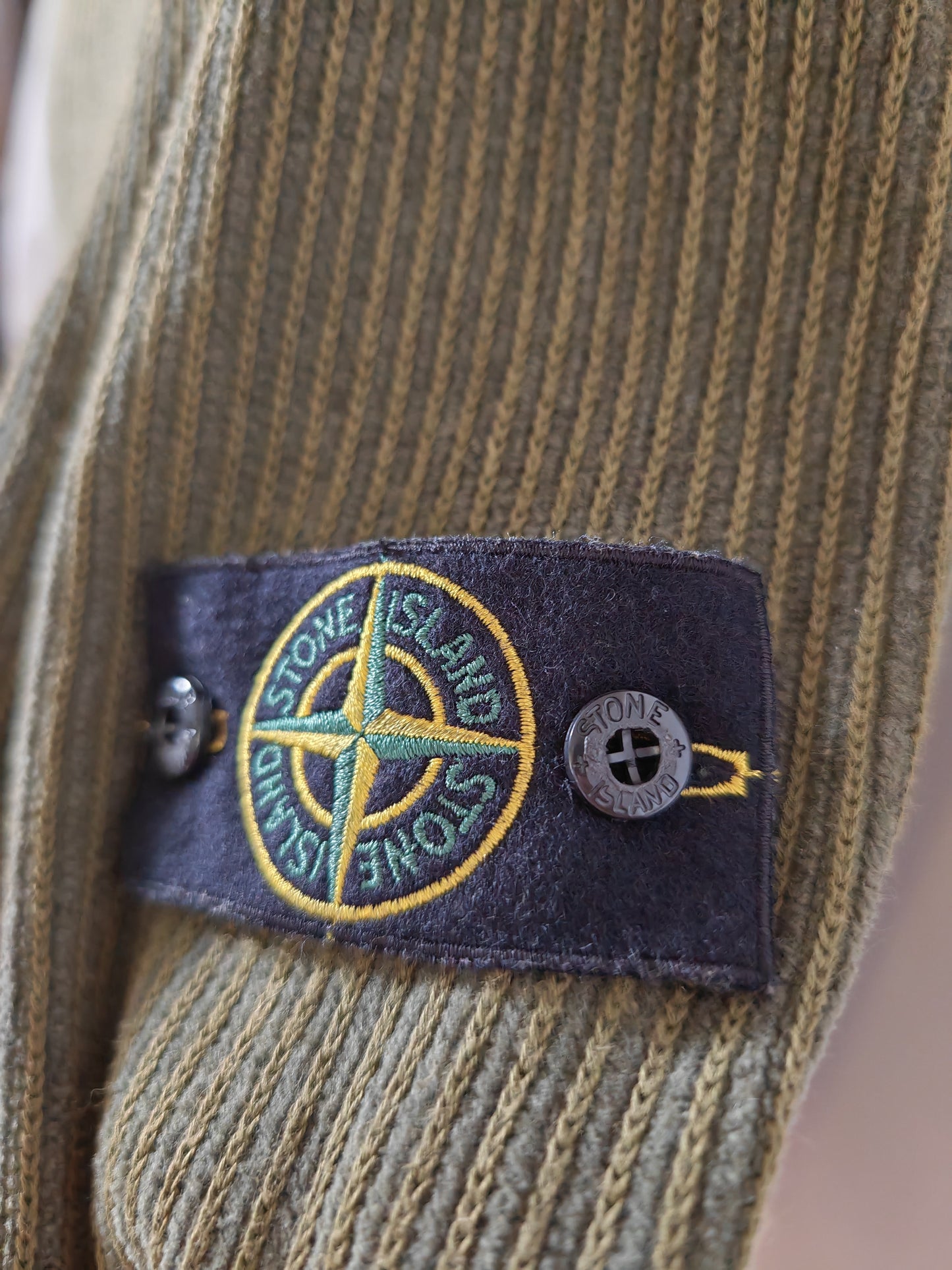 Maglione Stone Island a coste in velluto e lana - L/XL