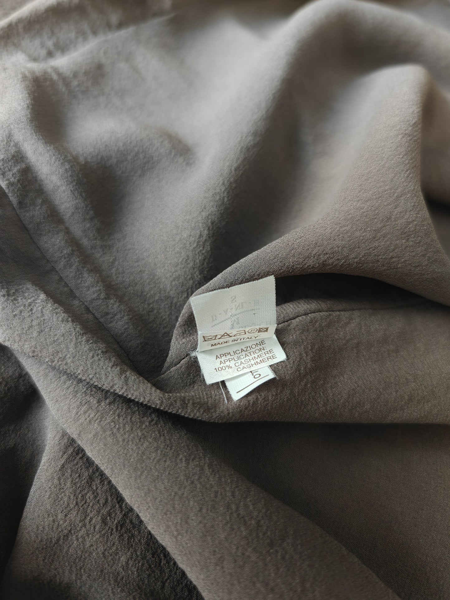 Blusa Brunello Cucinelli in seta con maniche in cashmere - S/M